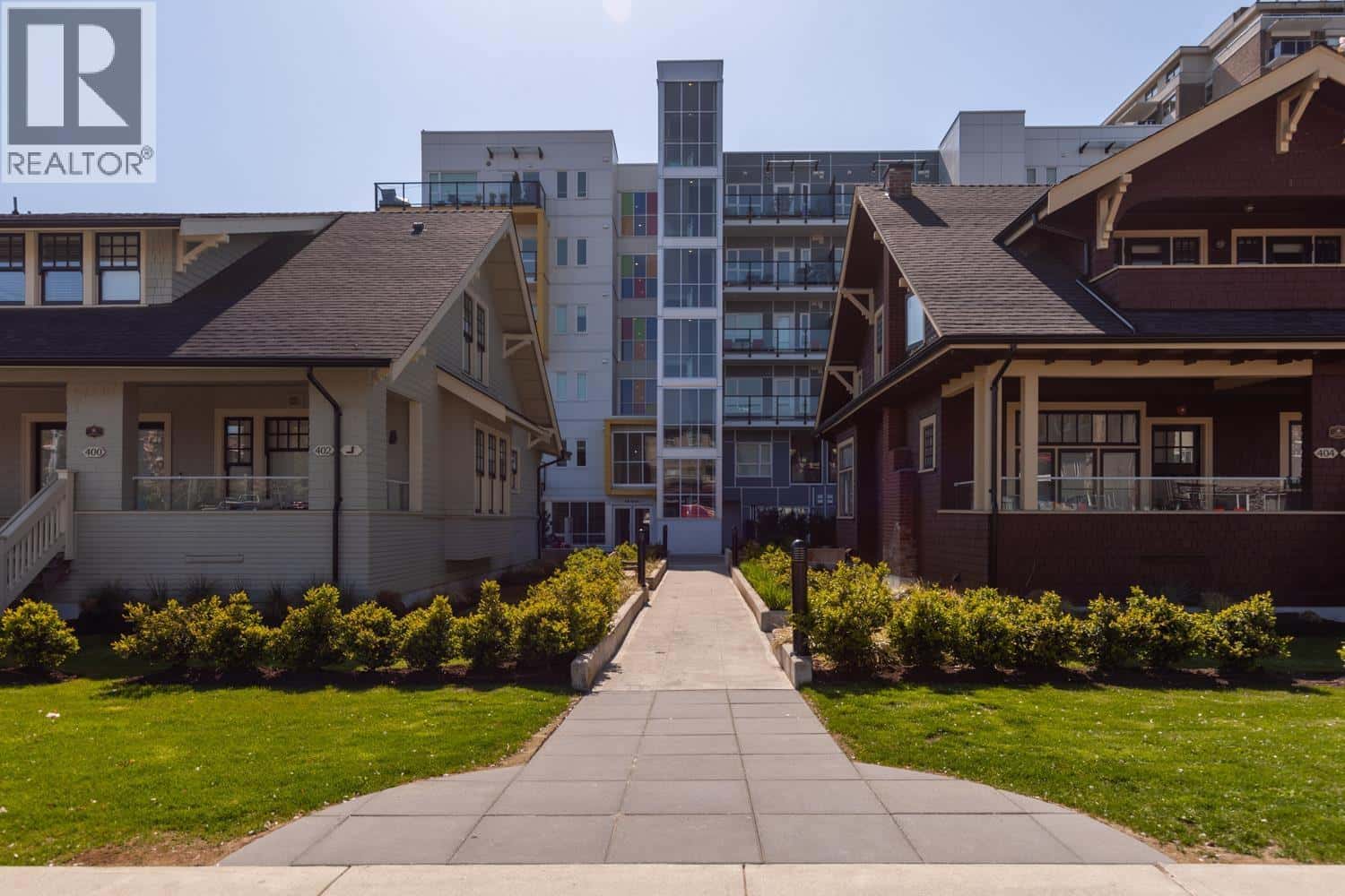 , New Westminster, British Columbia — New Westminster, British Columbia - Photo 3 of 24