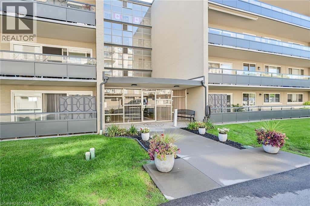 510 QUEENSTON Road Unit# 404 — Hamilton - Photo 4 of 42