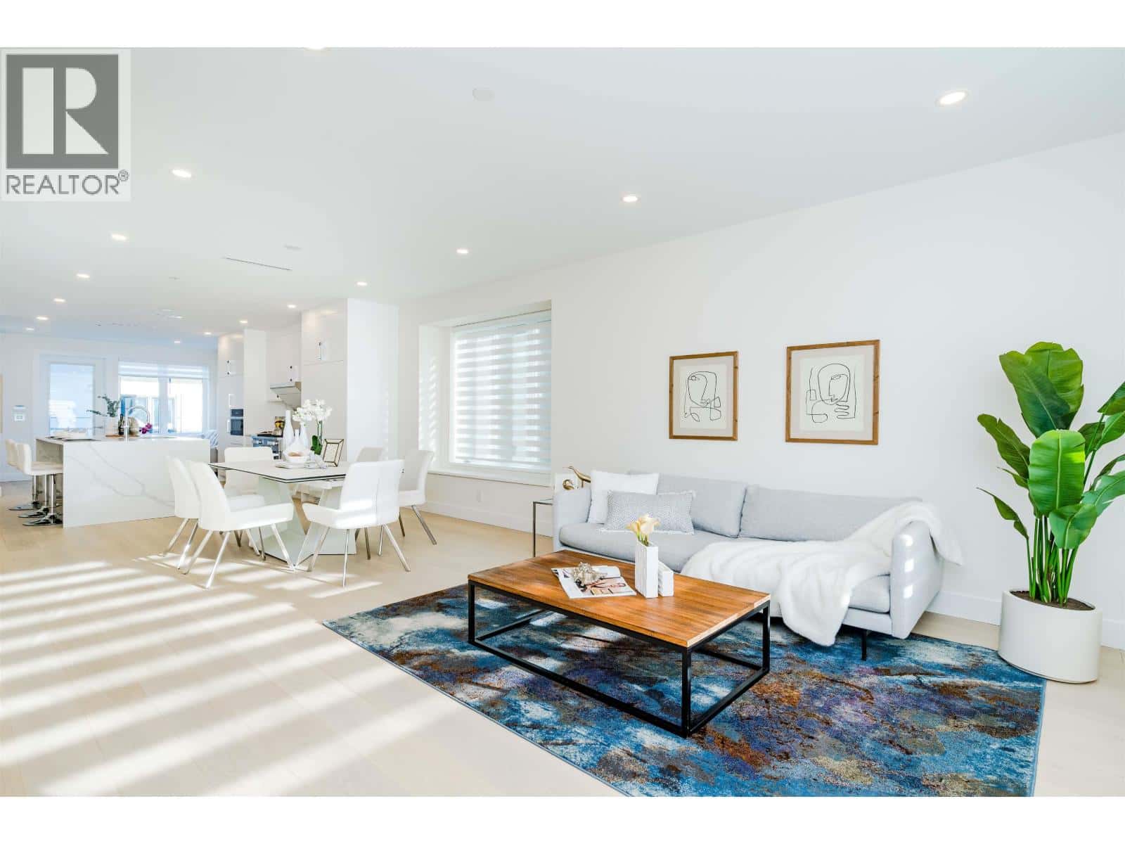 3321 W 37TH AVENUE — Vancouver - Photo 4 of 27