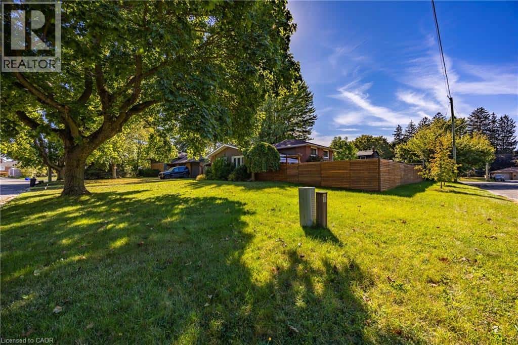 10 BECKETT Boulevard — Simcoe - Photo 3 of 35