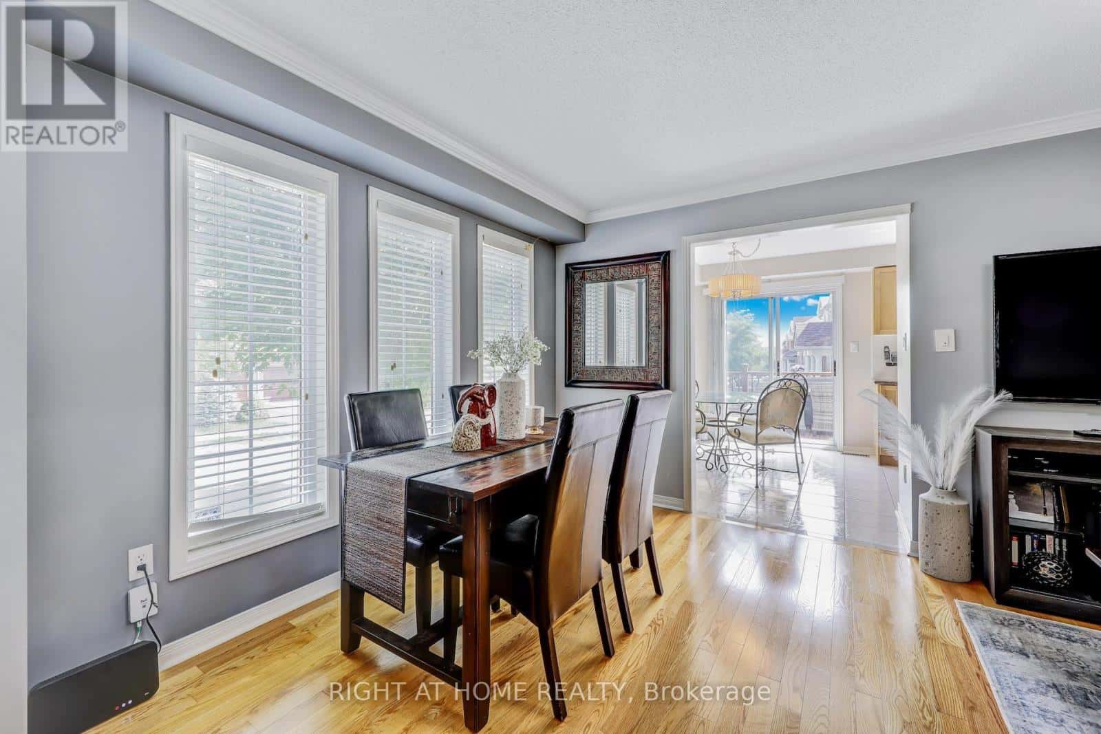 108 KING WILLIAM CRESCENT — Richmond Hill (Langstaff) - Photo 3 of 24