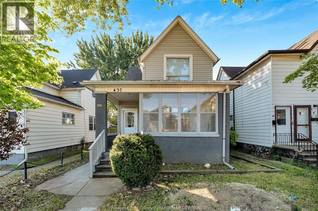 , Windsor, — Windsor - Main photo