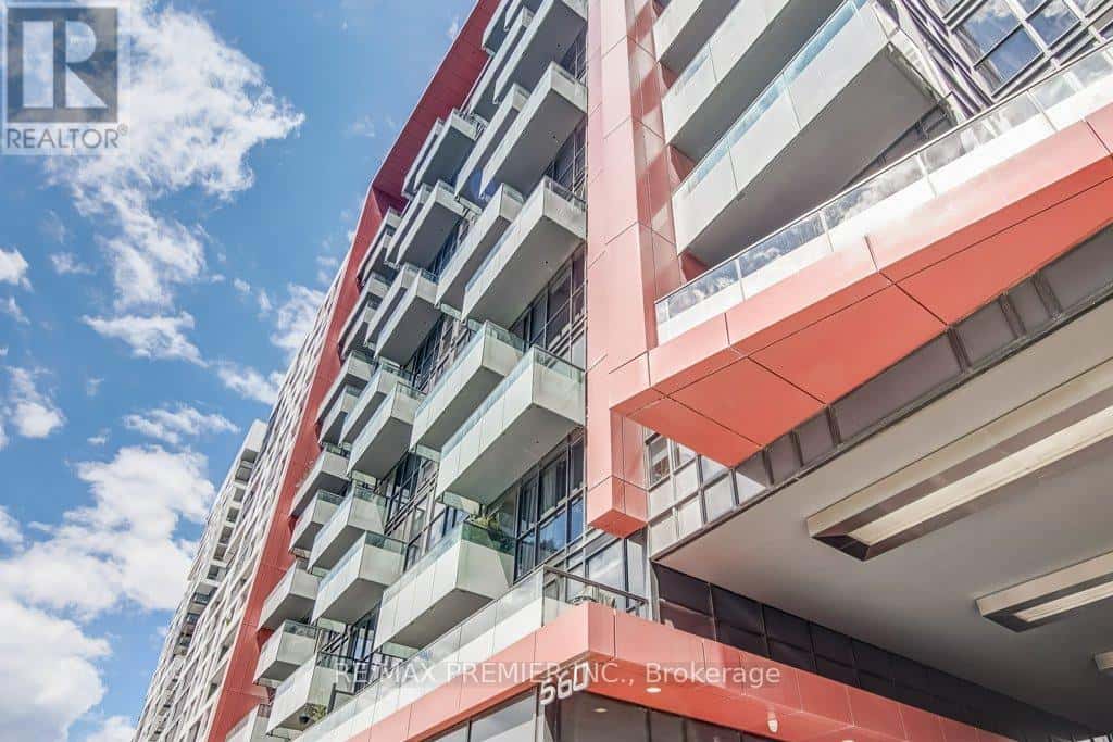 , Toronto (Waterfront Communities), — Toronto (Waterfront Communities) - Photo 2 of 47