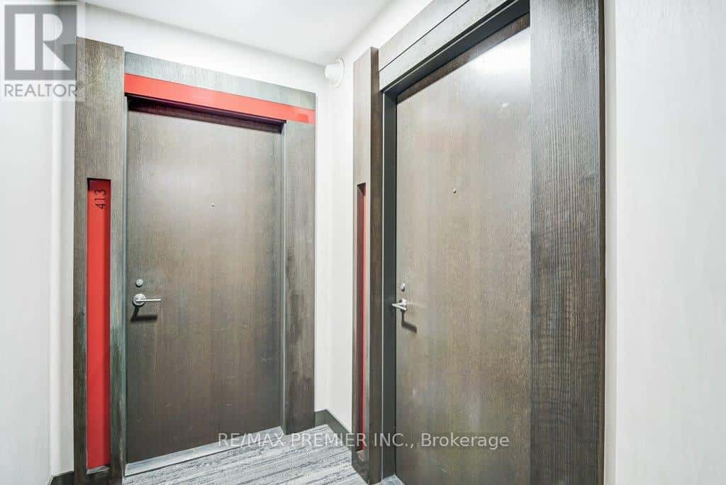 , Toronto (Waterfront Communities), — Toronto (Waterfront Communities) - Photo 3 of 47