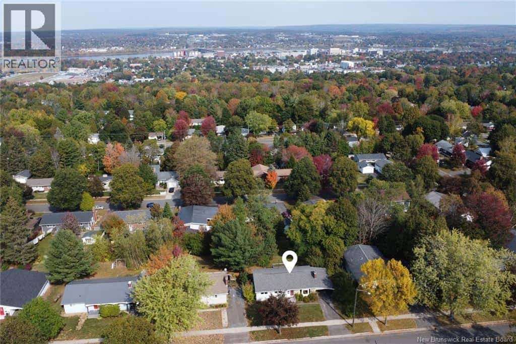 245 Massey Street — Fredericton - Photo 3 of 28