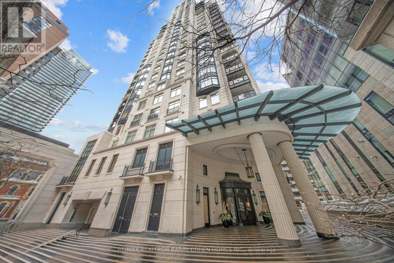 1A - 1 ST THOMAS STREET — Toronto (Bay Street Corridor) - Main photo