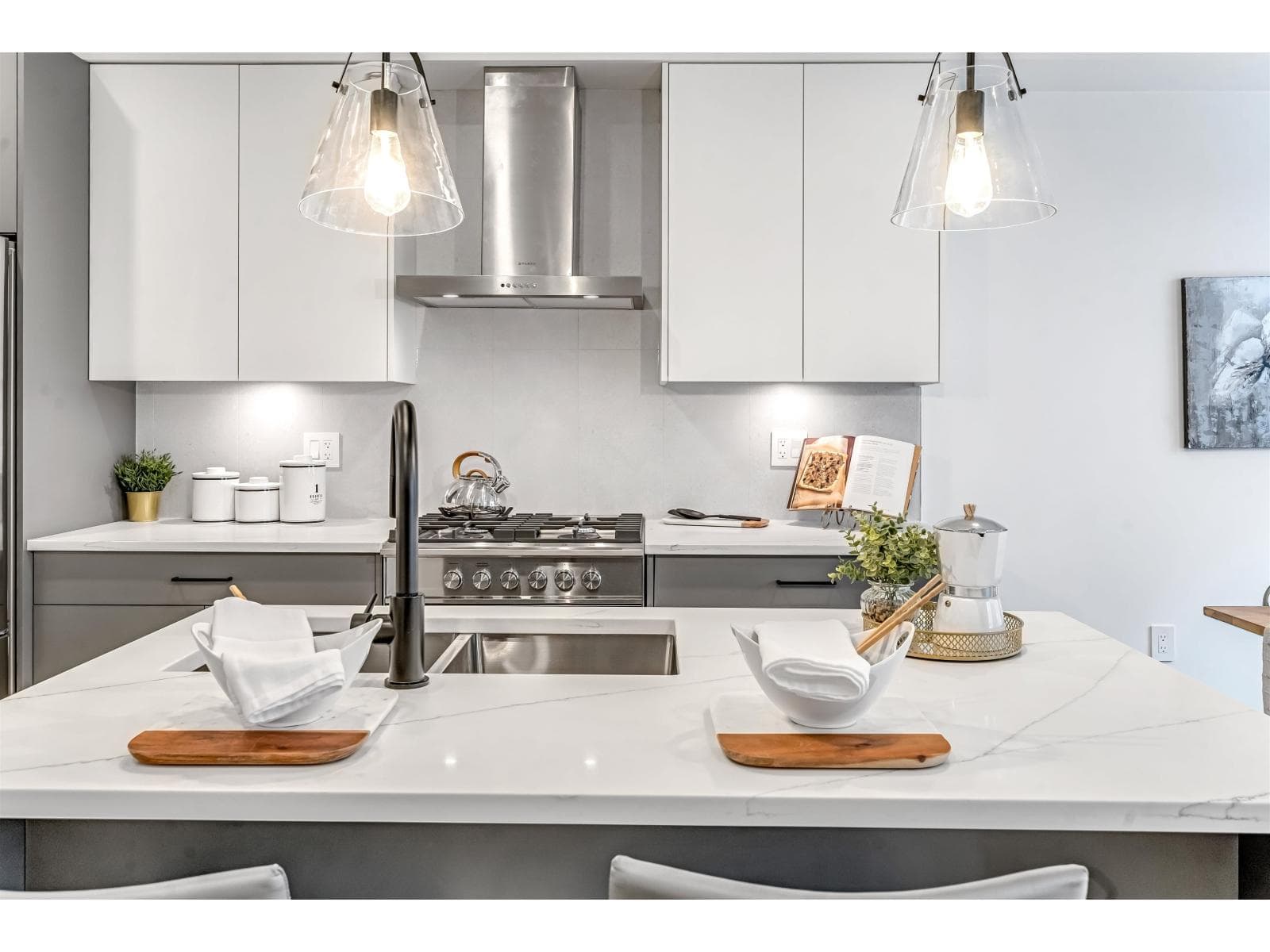 , Langley, British Columbia — Langley, British Columbia - Main photo