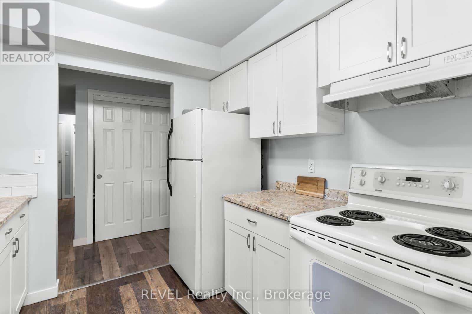 305 - 5222 PORTAGE ROAD — Niagara Falls (Cherrywood) - Photo 3 of 20