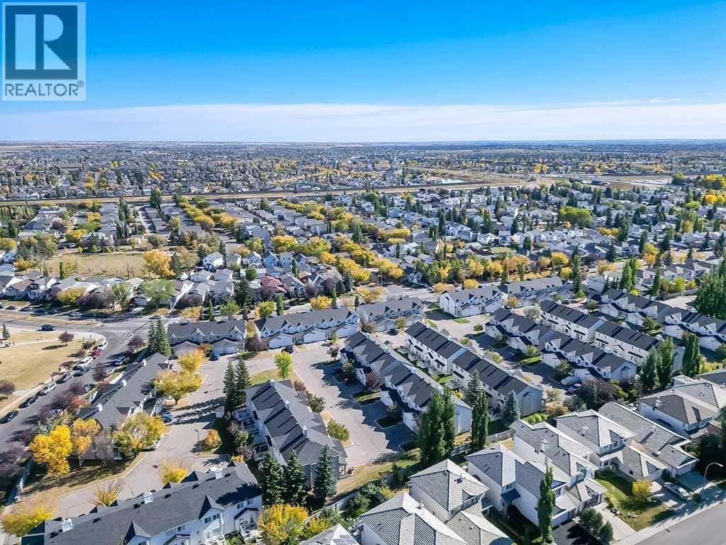 119 Mt Douglas Manor SE — Calgary - Photo 3 of 26
