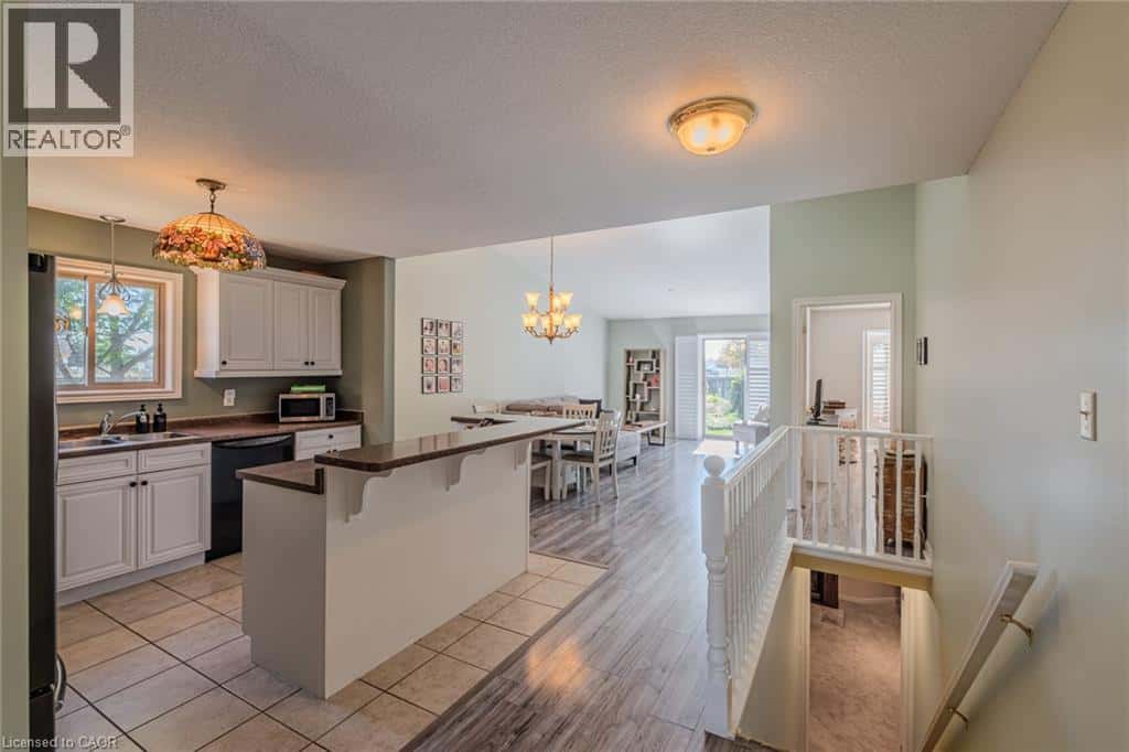 19 SOMERSET Drive Unit# 16 — Port Dover - Photo 4 of 30