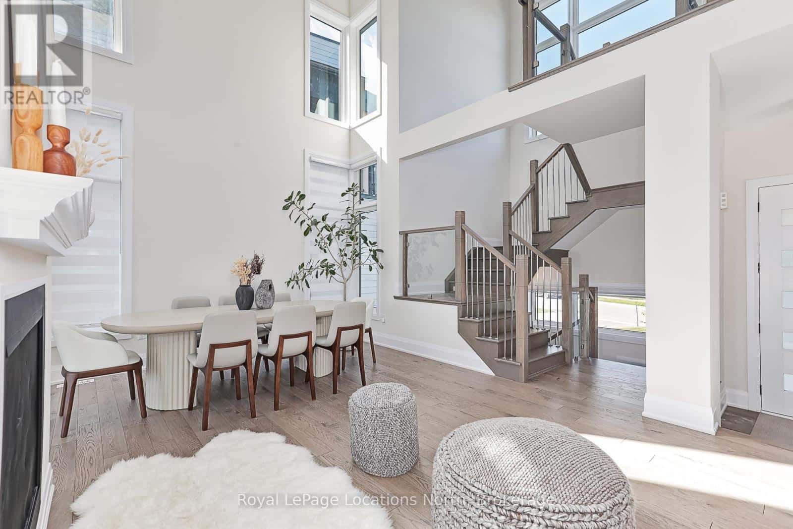 143 SPRINGSIDE CRESCENT — Blue Mountains - Photo 2 of 50