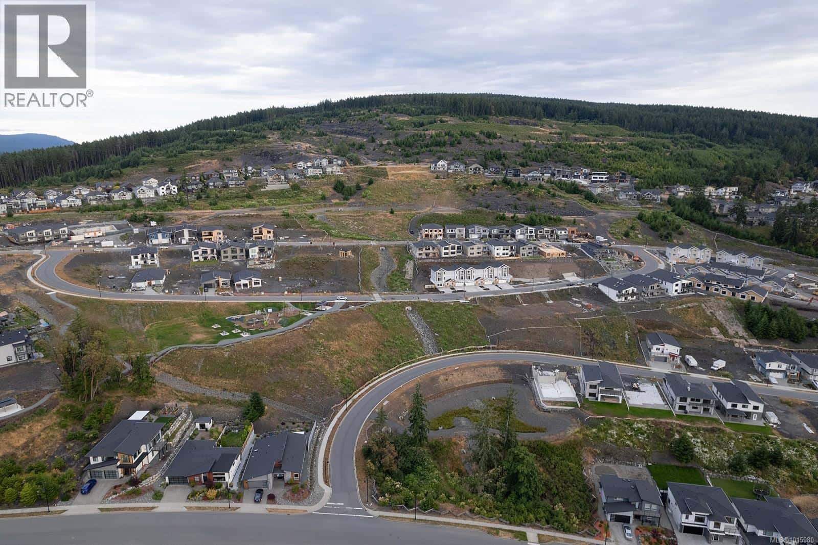 2 6258 Seablush Cres — Duncan - Photo 3 of 22