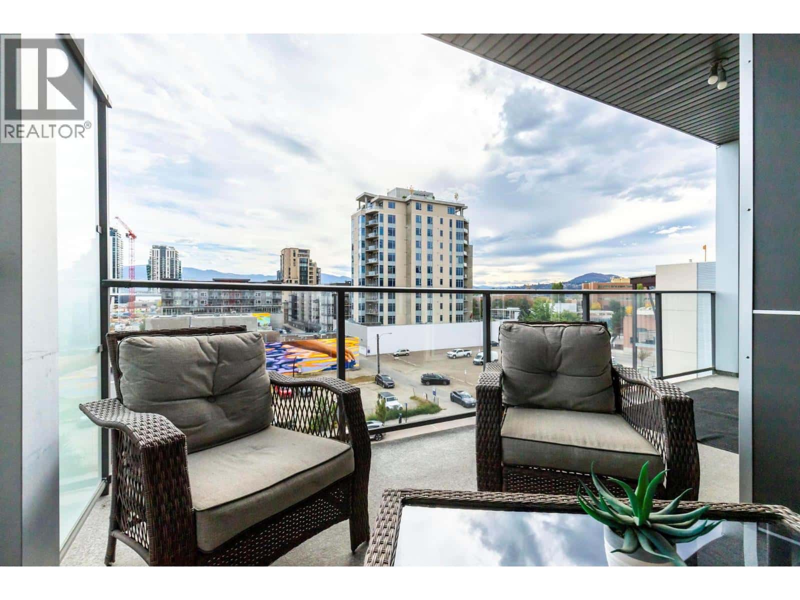 1290 St. Paul Street Unit# 511 — Kelowna - Photo 4 of 28