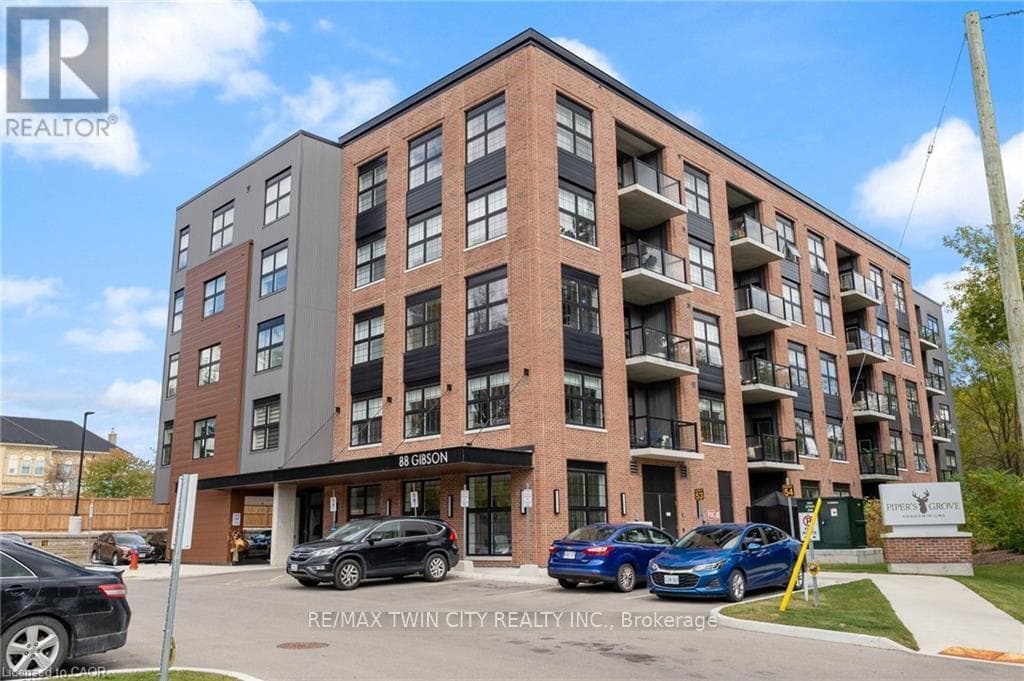 209 - 88 GIBSON STREET — North Dumfries - Main photo