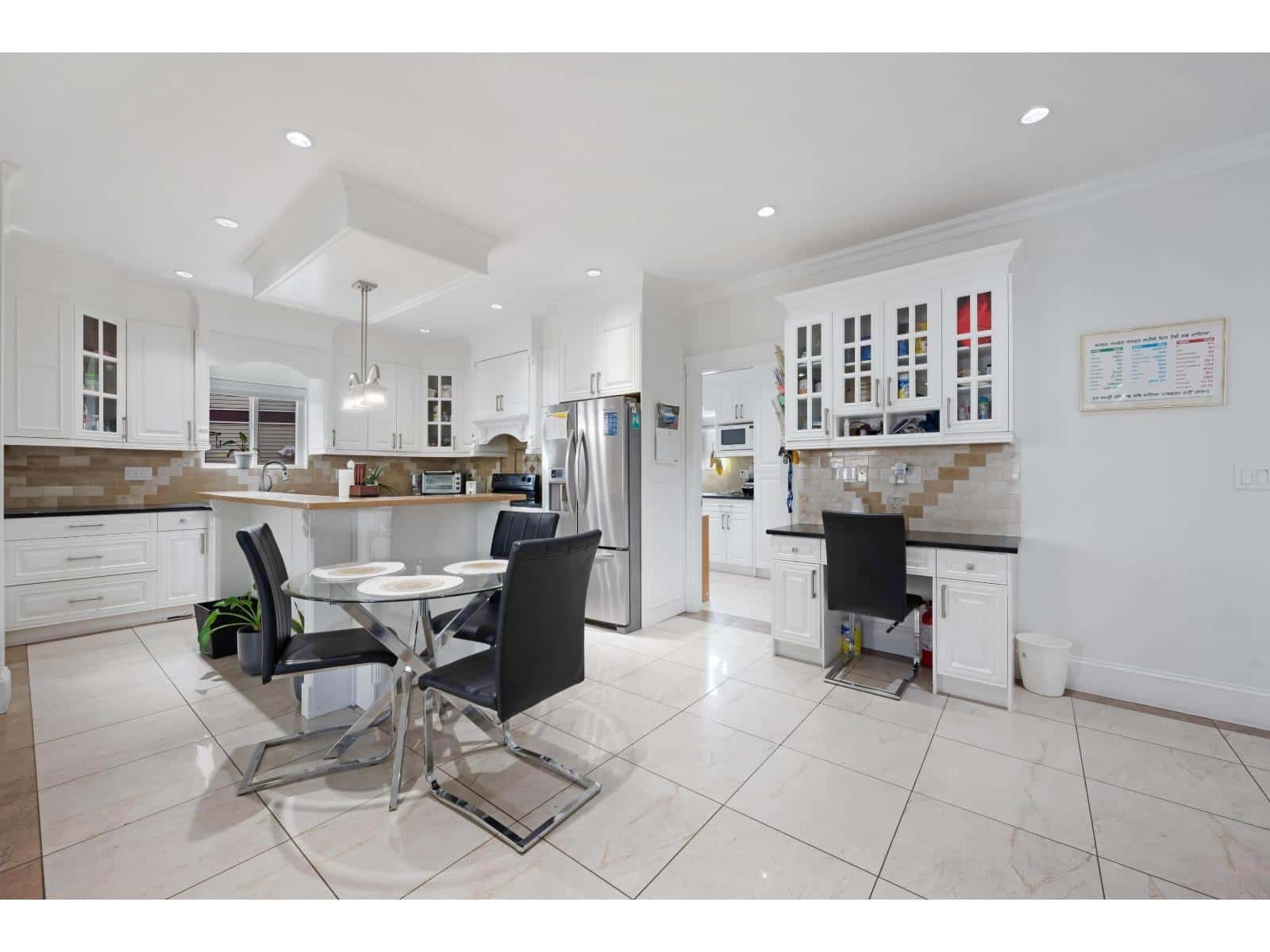 6648 148A STREET — Surrey - Photo 5 of 20