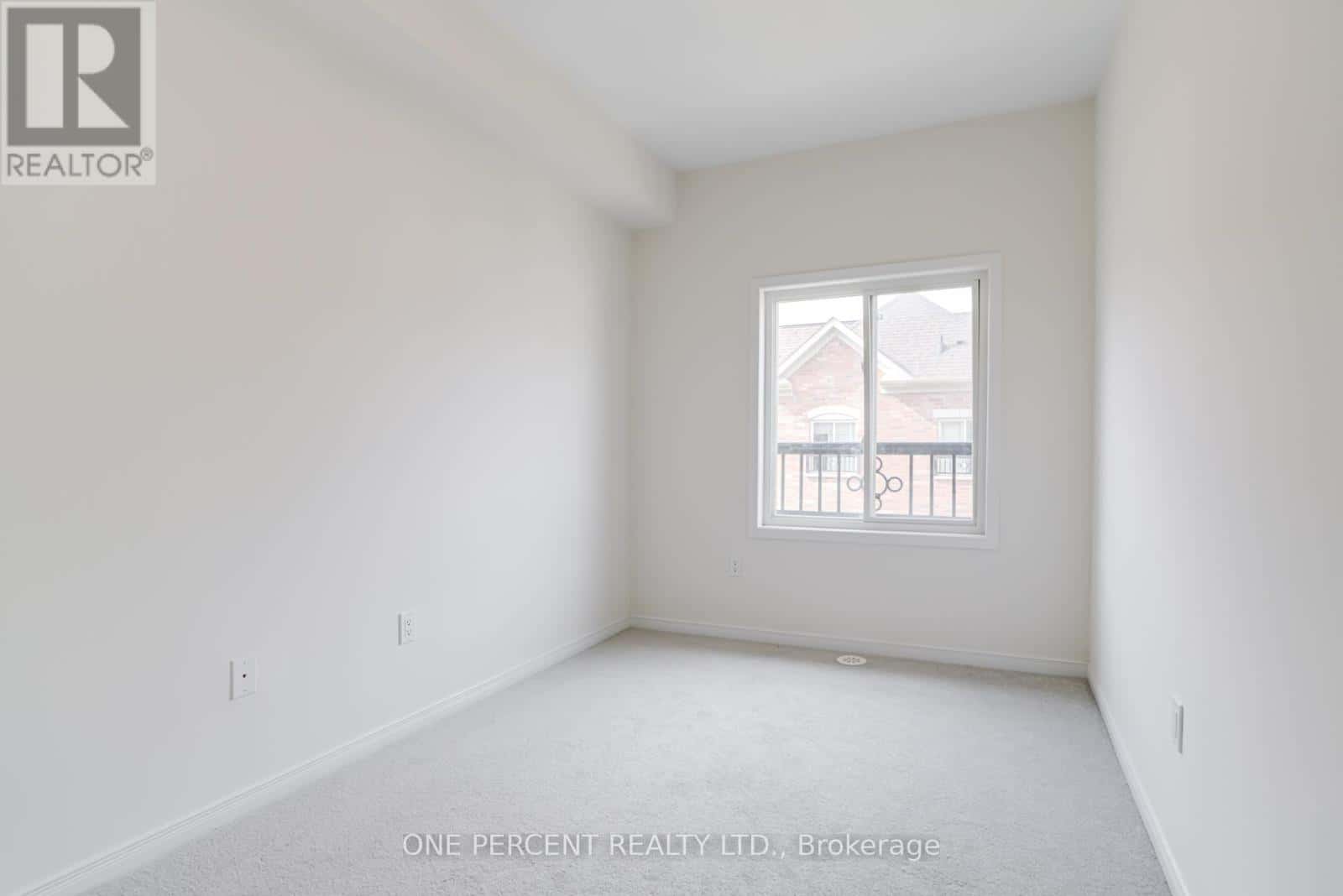 12 - 25 CONEFLOWER CRESCENT — Toronto (Westminster-Branson) - Photo 3 of 27