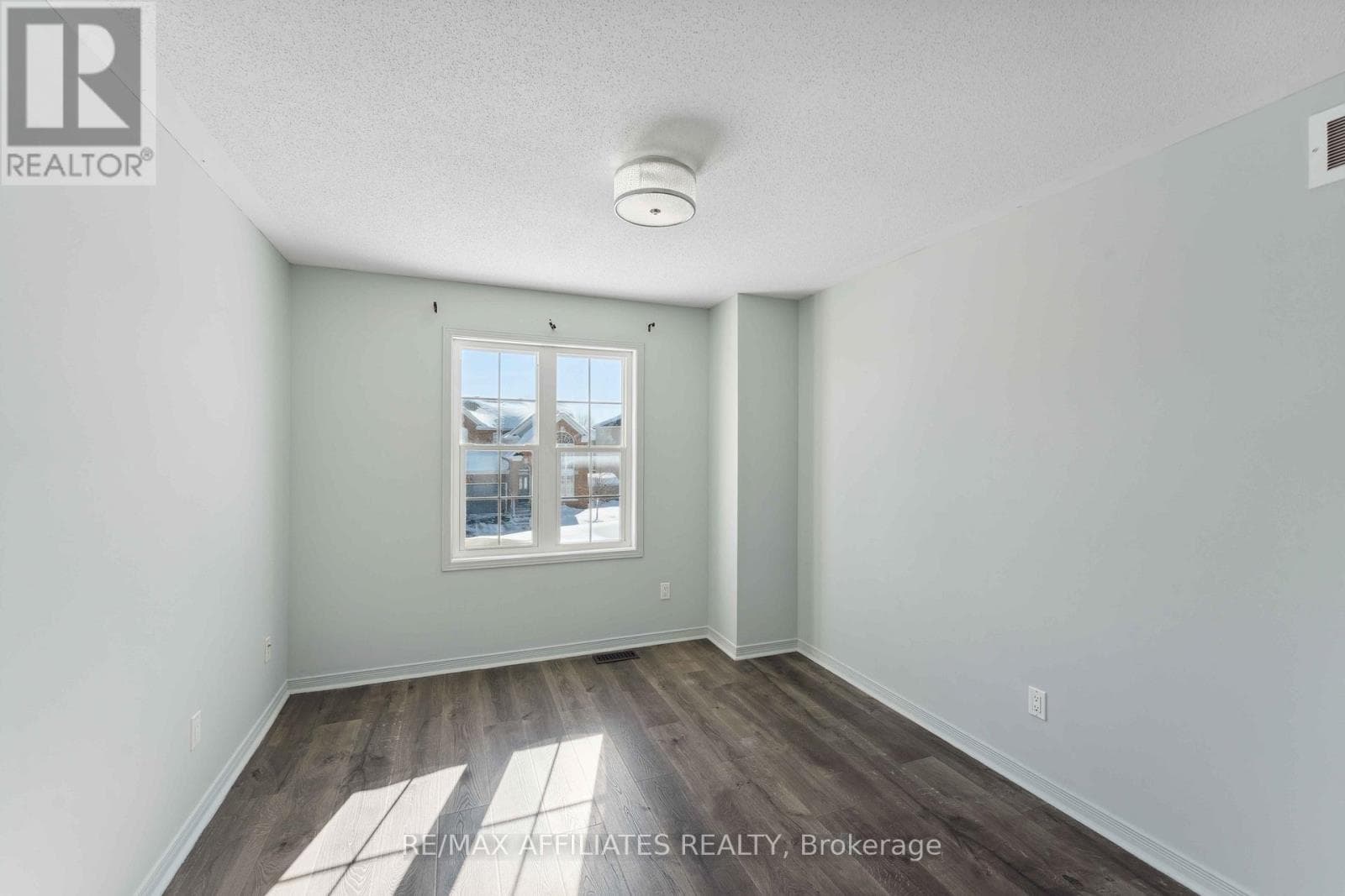 59 BAYWOOD DRIVE — Ottawa - Main photo