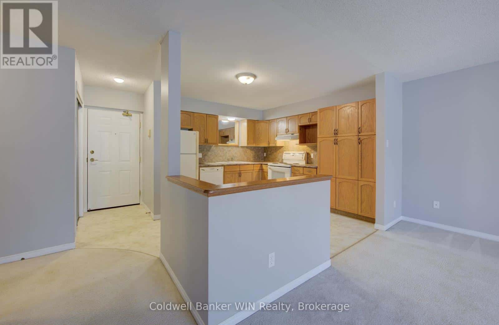 302 - 440 DURHAM STREET W — Wellington North (Mount Forest) - Photo 5 of 26