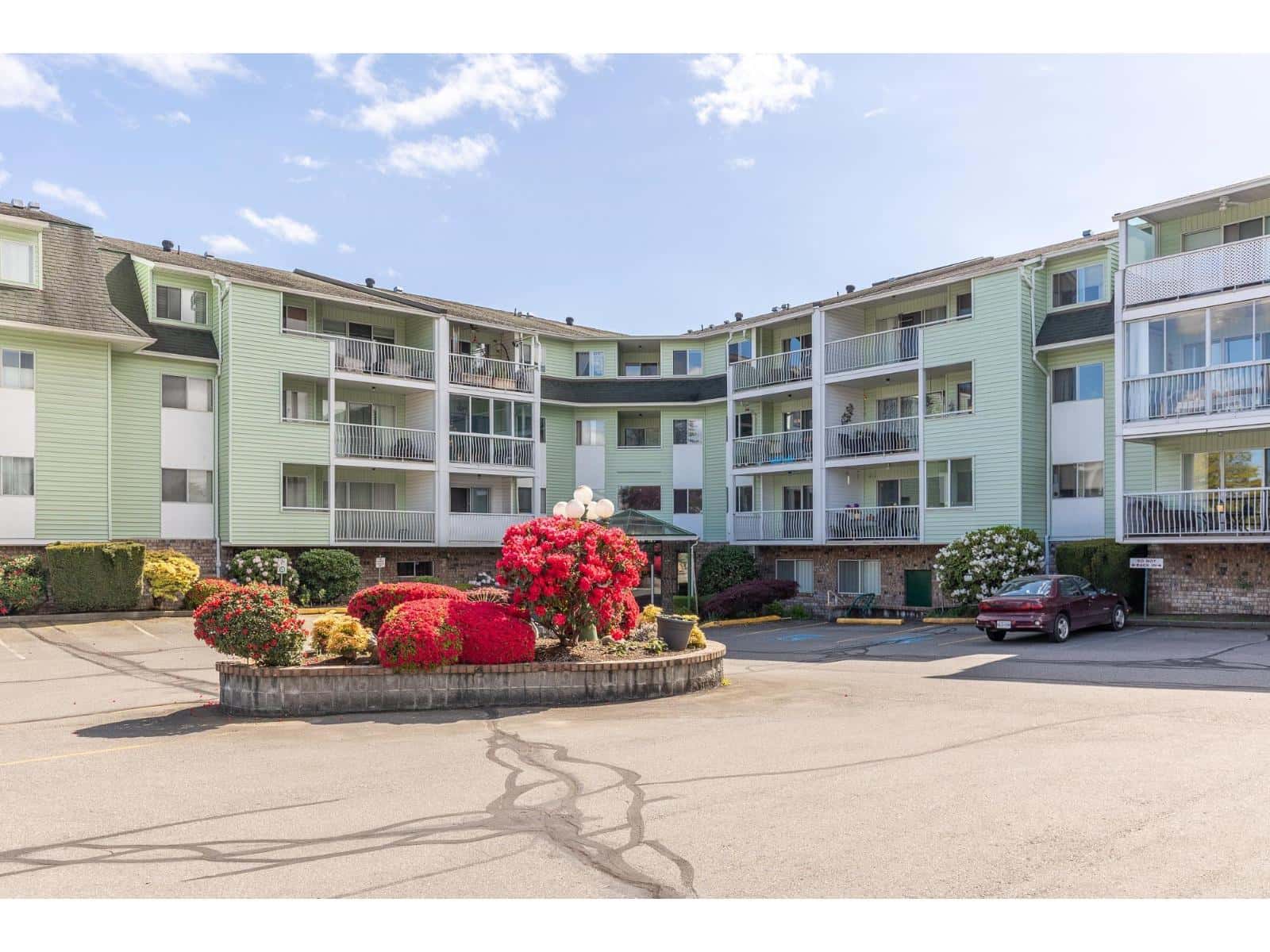 316 31850 UNION AVENUE — Abbotsford - Photo 2 of 35