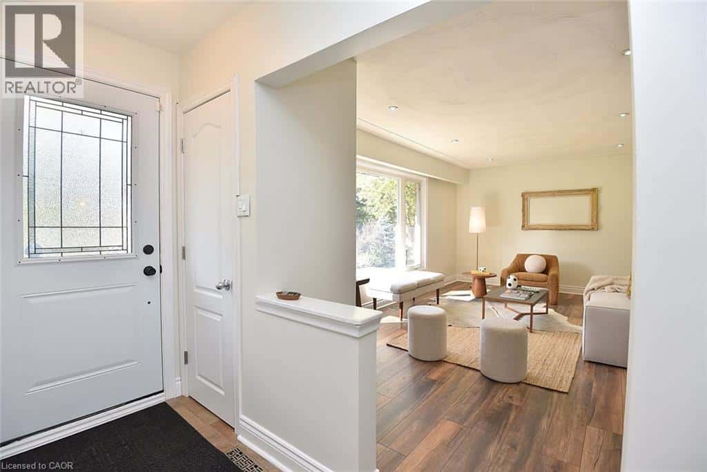 405 ERINDALE Drive — Burlington - Photo 4 of 50