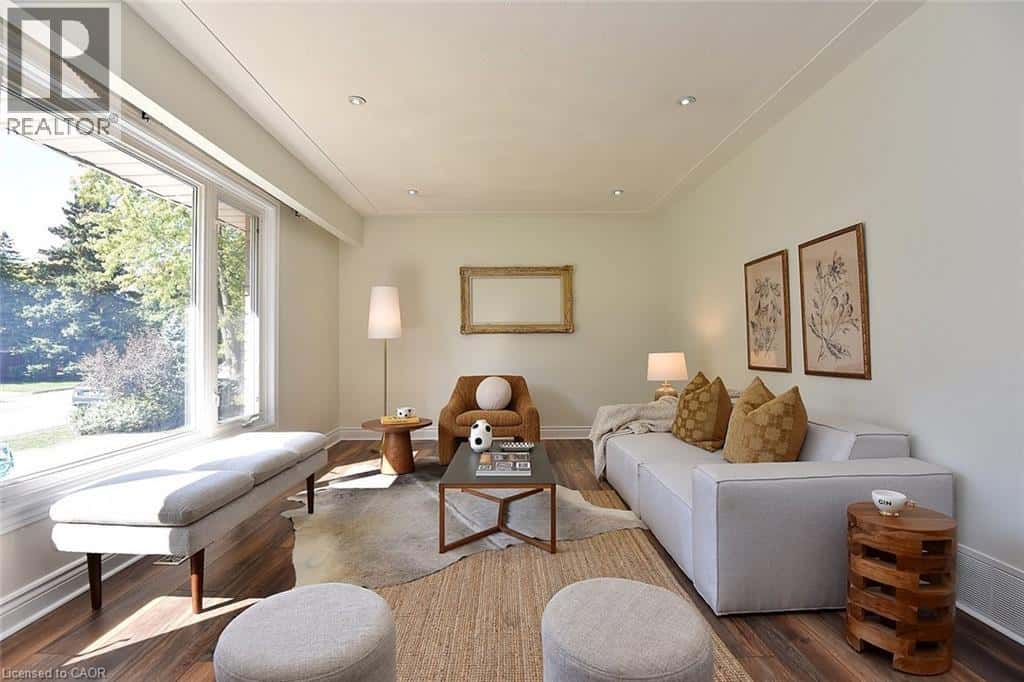 405 ERINDALE Drive — Burlington - Photo 5 of 50