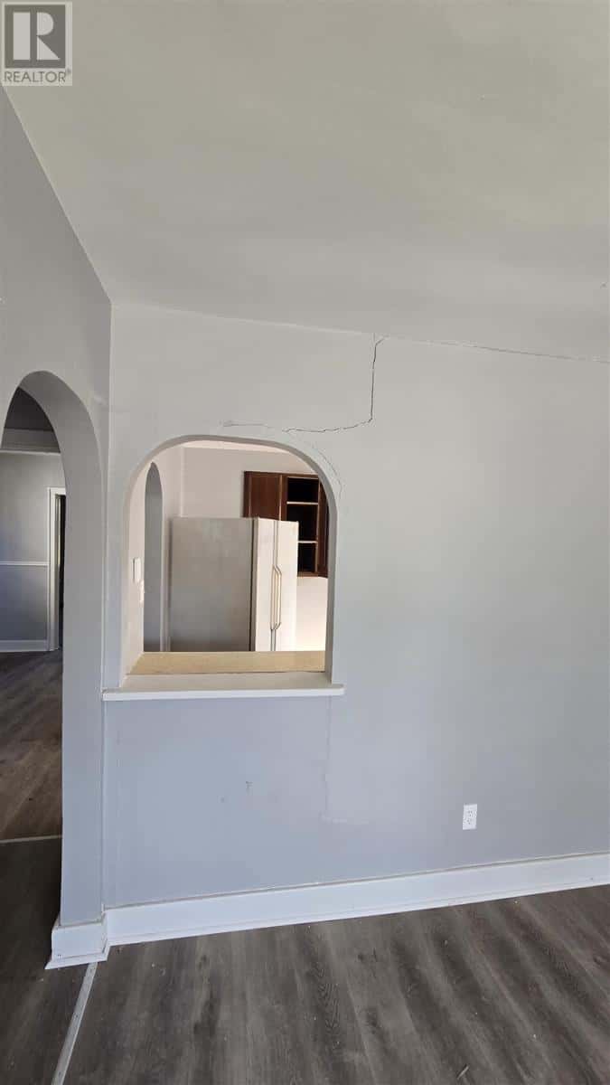 312 Pim ST — Sault Ste. Marie - Photo 5 of 19