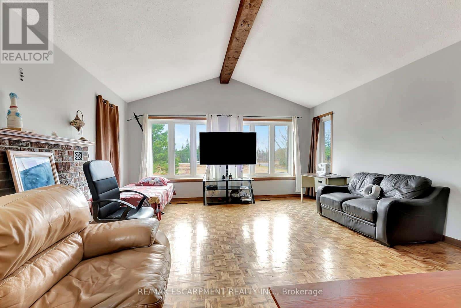 2280 HIGHWAY 6 — Hamilton, Ontario - Photo 4 of 35