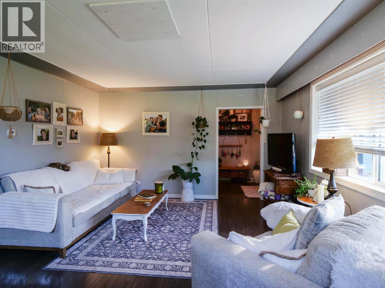 694 WALKEM STREET — Quesnel - Photo 3 of 39