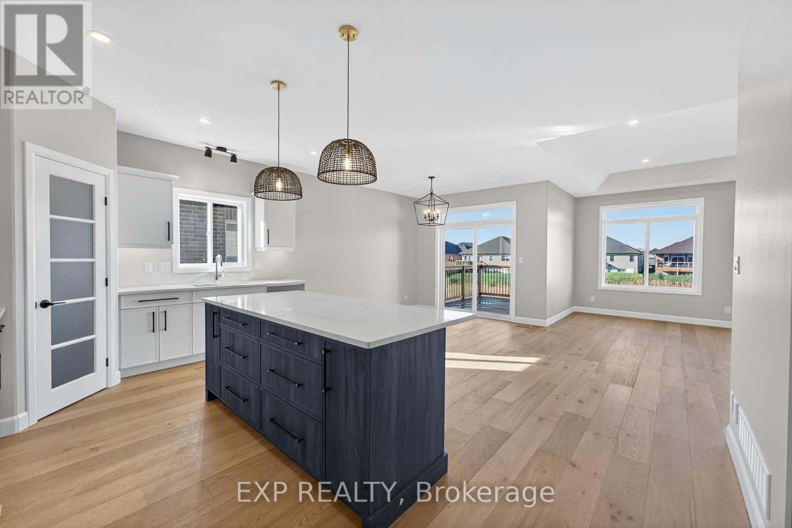 6 VAUGHN COURT — Belleville (Thurlow Ward) - Photo 4 of 48