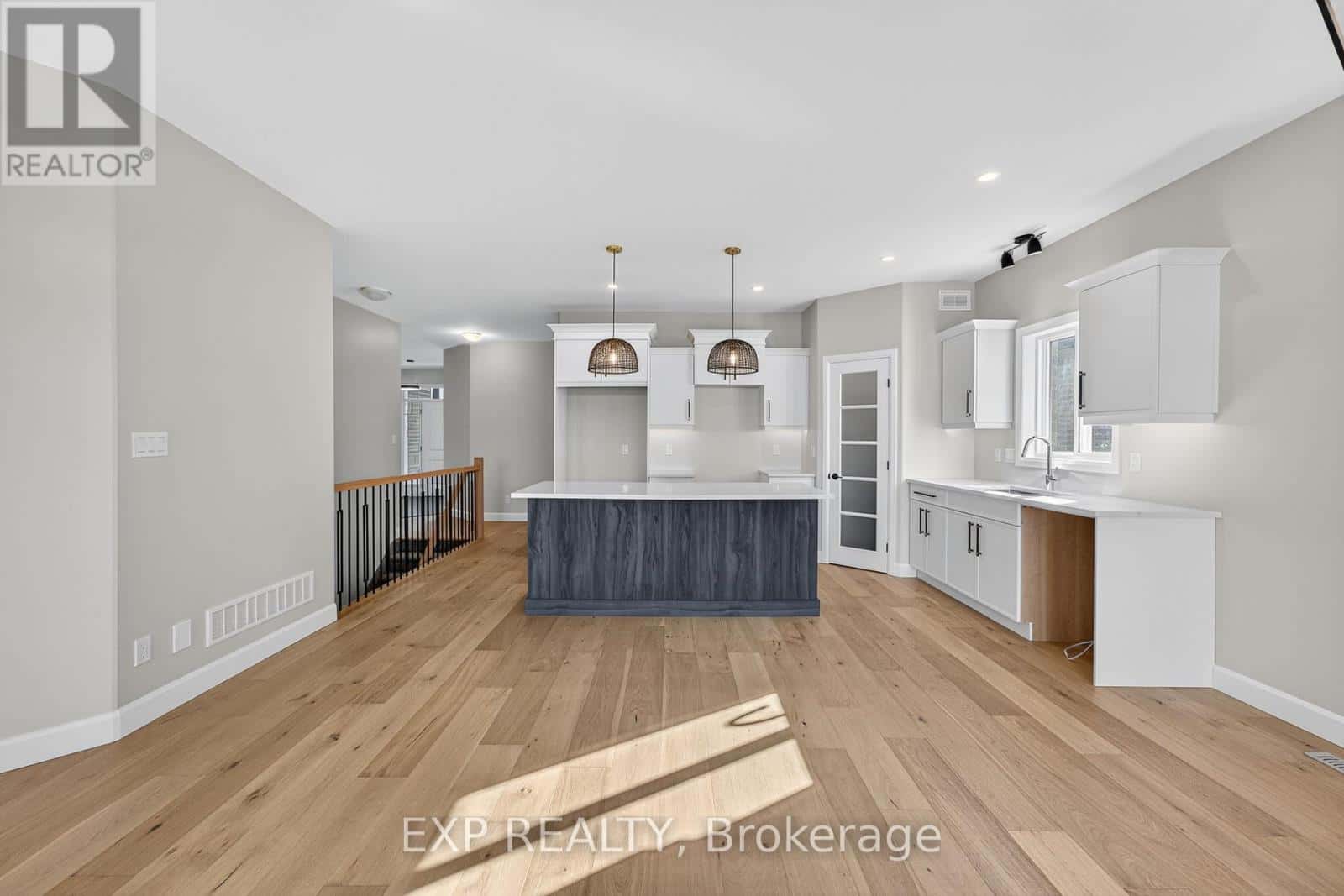 6 VAUGHN COURT — Belleville (Thurlow Ward) - Photo 5 of 48