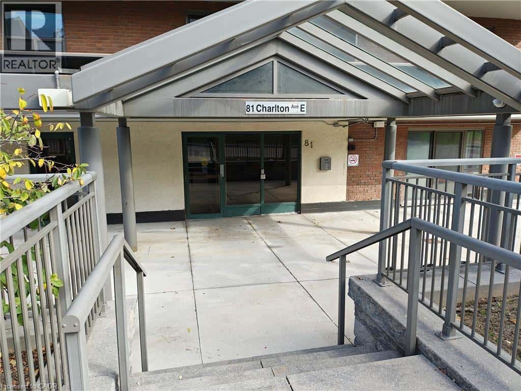 81 CHARLTON Avenue E Unit# 103 — Hamilton - Photo 3 of 34