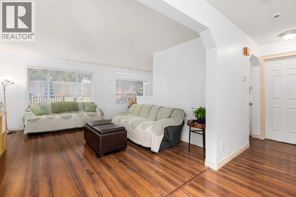 , Calgary, Alberta — Calgary, Alberta - Photo 5 of 28