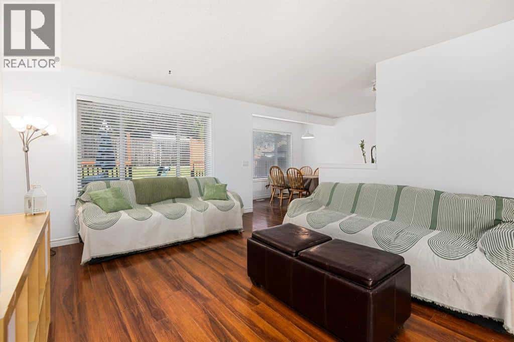 , Calgary, Alberta — Calgary, Alberta - Photo 3 of 28