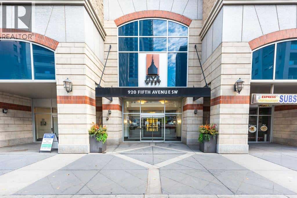 1807, 920 5 Avenue SW — Calgary - Photo 2 of 37