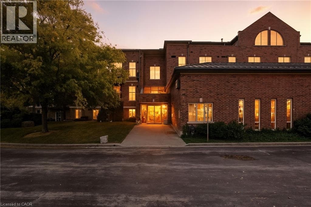 262 DUNDAS Street E Unit# 311 — Waterdown - Main photo