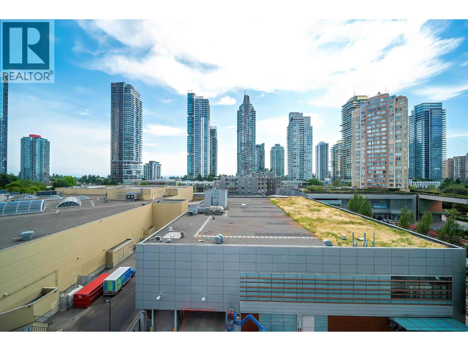 802 6098 STATION STREET — Burnaby - Photo 5 of 12