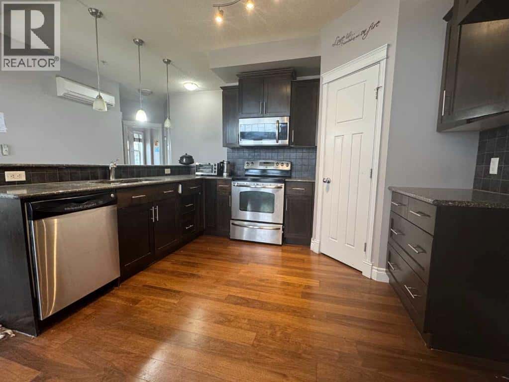 302, 9919 Gordon Avenue — Fort McMurray - Photo 4 of 13