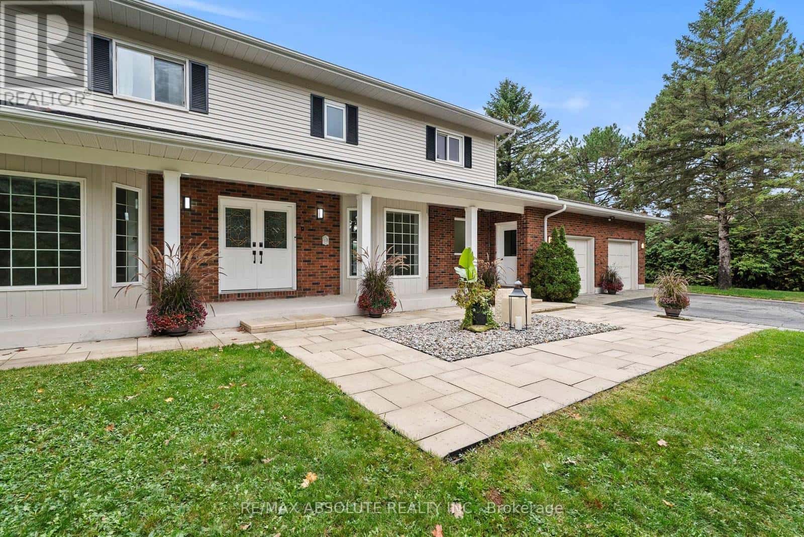 6 HOWARD COURT — Ottawa - Photo 3 of 43