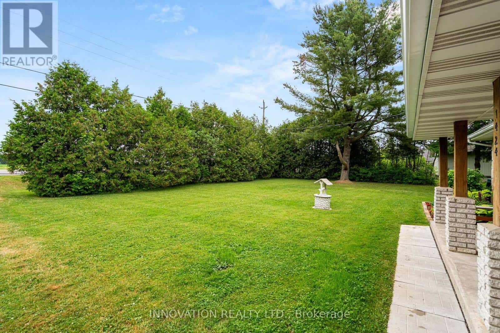 1424 NOTRE DAME STREET — Russell - Photo 3 of 41