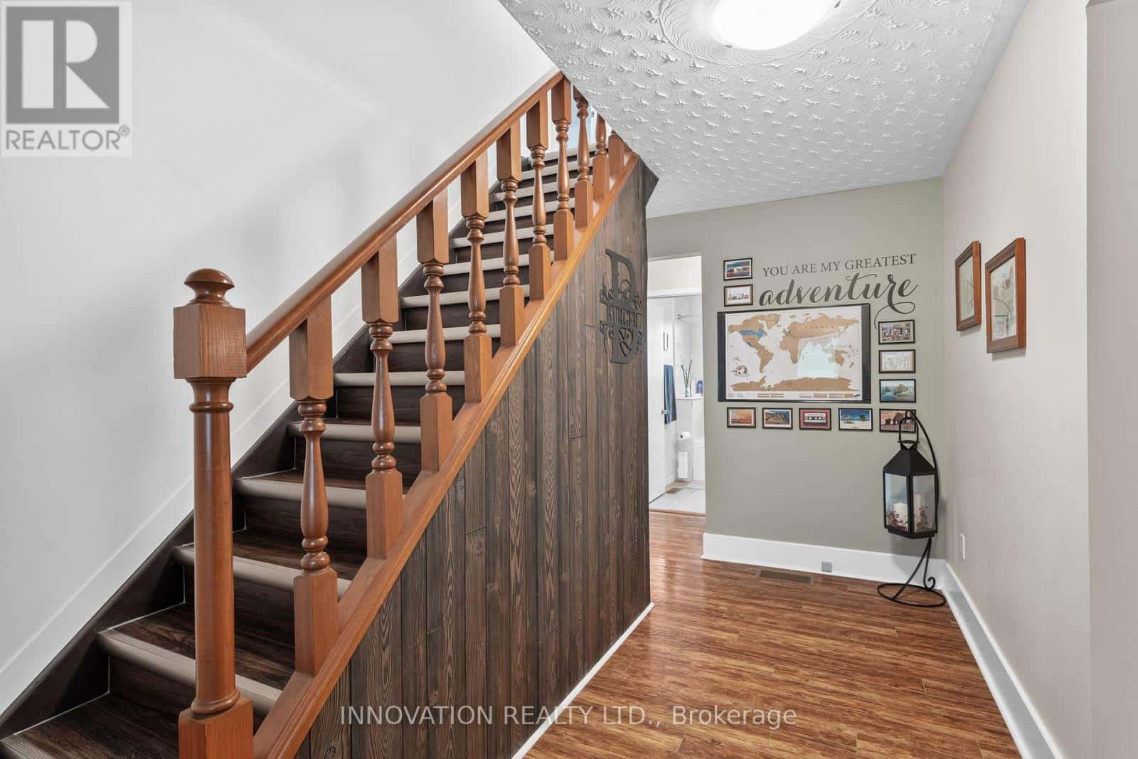 1424 NOTRE DAME STREET — Russell - Photo 5 of 41