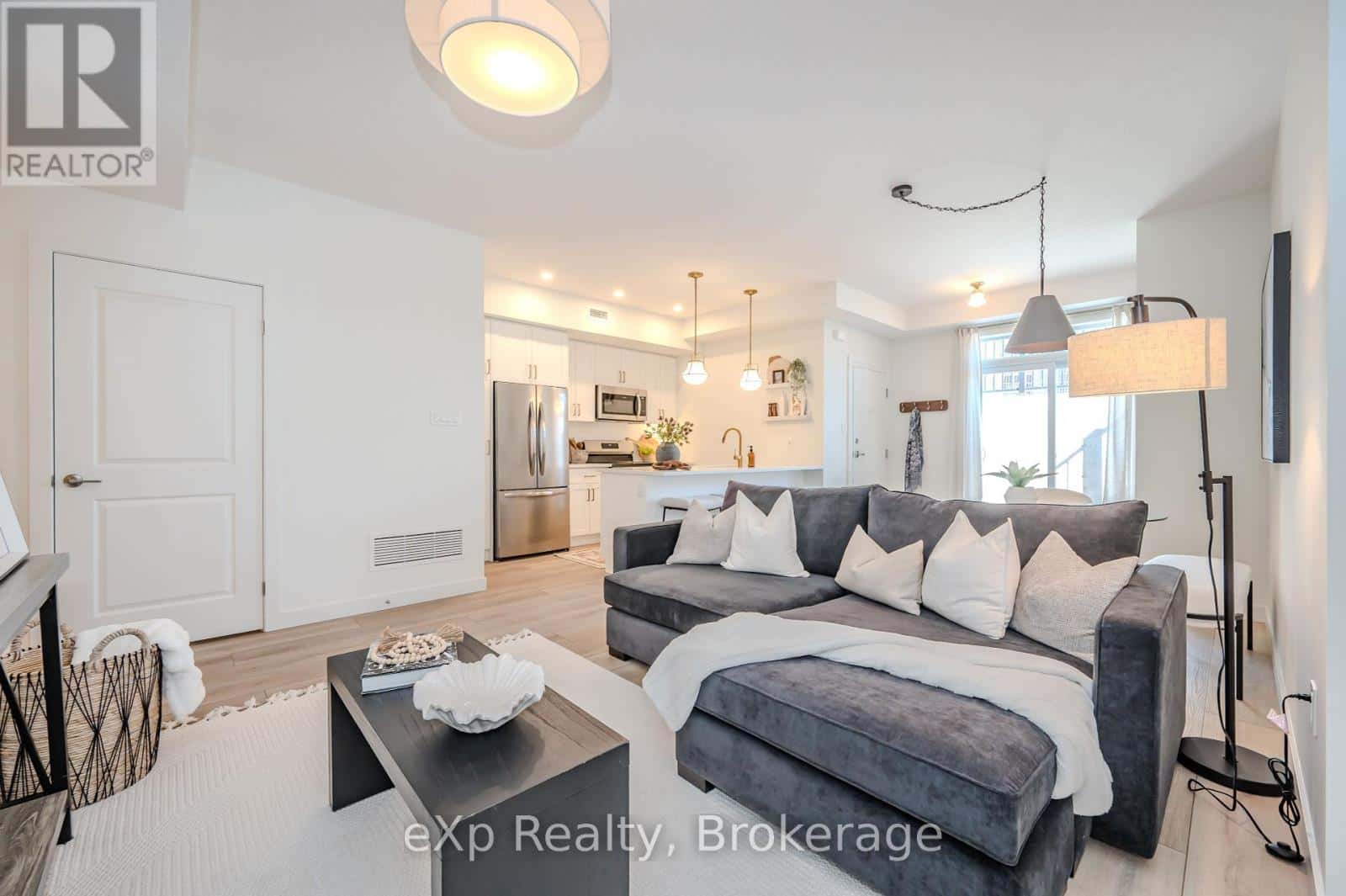 105 - 824 WOOLWICH STREET — Guelph (Riverside Park) - Photo 5 of 8