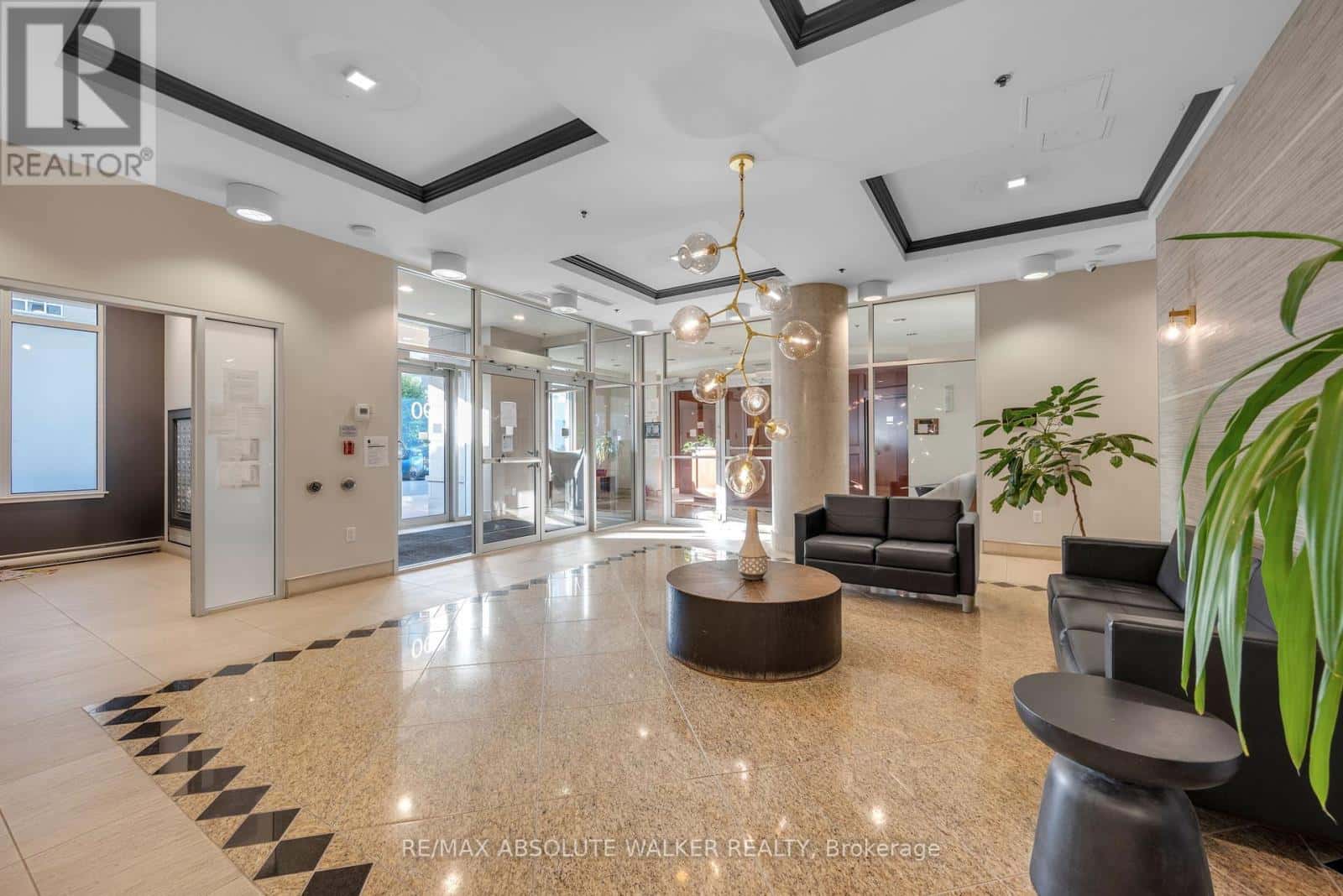 207 - 90 LANDRY STREET — Ottawa - Photo 3 of 31