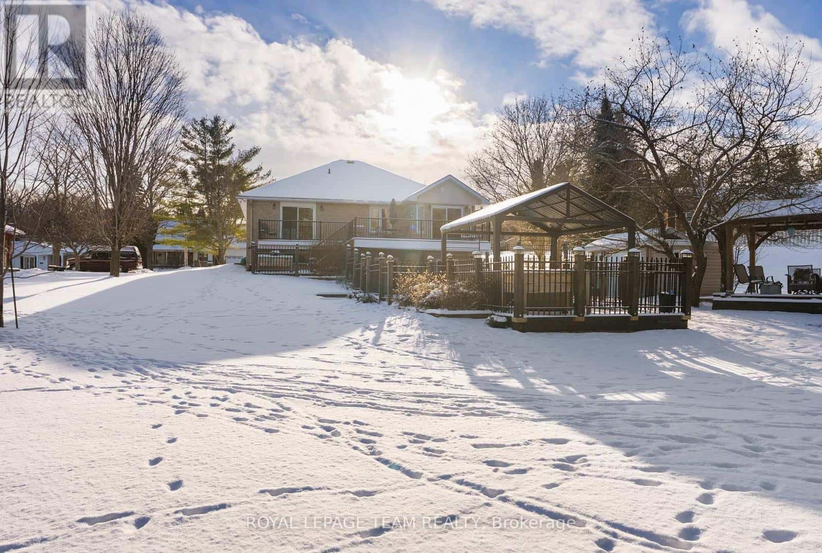 230 OPEONGO ROAD — Renfrew - Photo 2 of 50