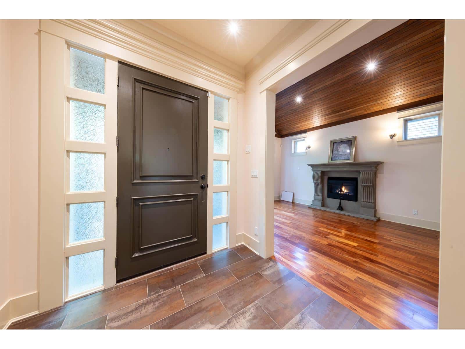 2080 136 STREET — Surrey - Photo 2 of 27