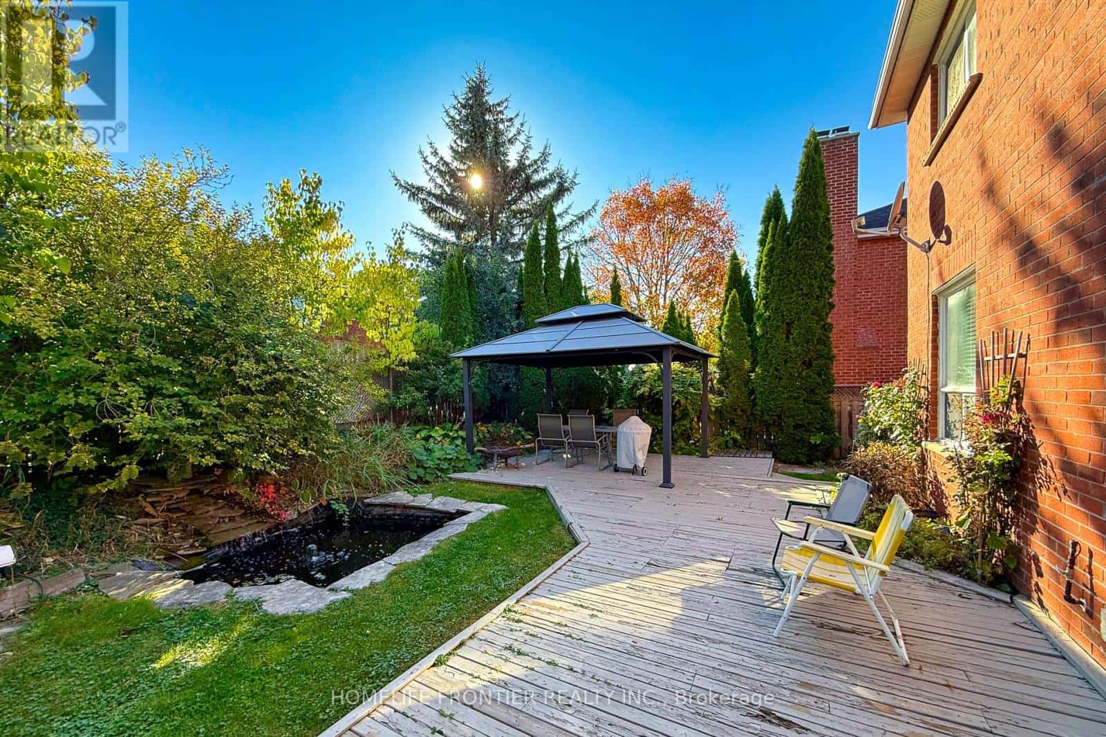 246 JELLEY AVENUE — Newmarket (Armitage) - Photo 4 of 41