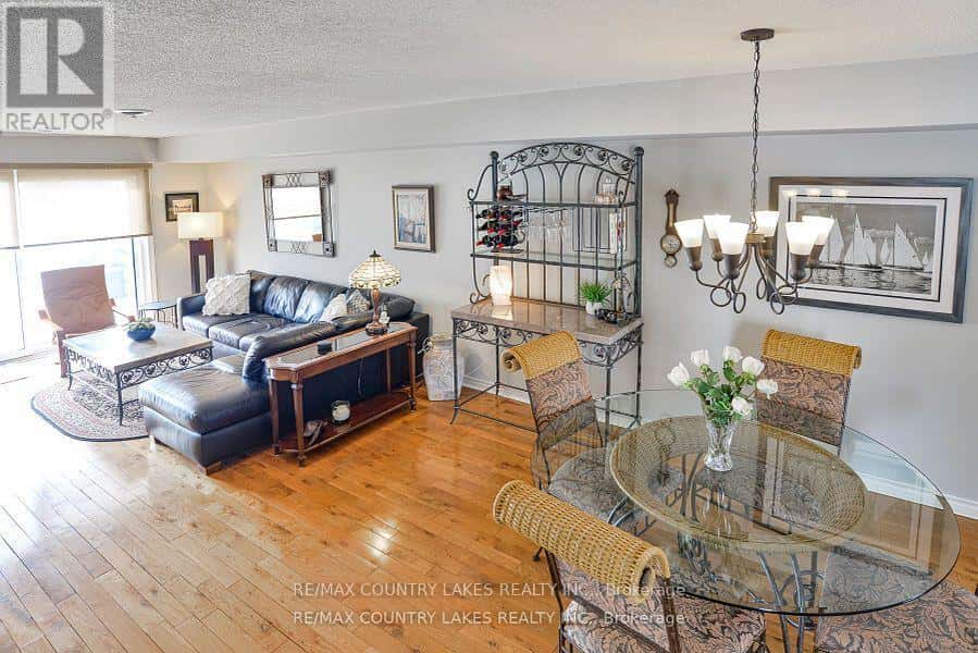 15 - 24 LAGUNA PARKWAY — Ramara (Brechin) - Photo 2 of 29