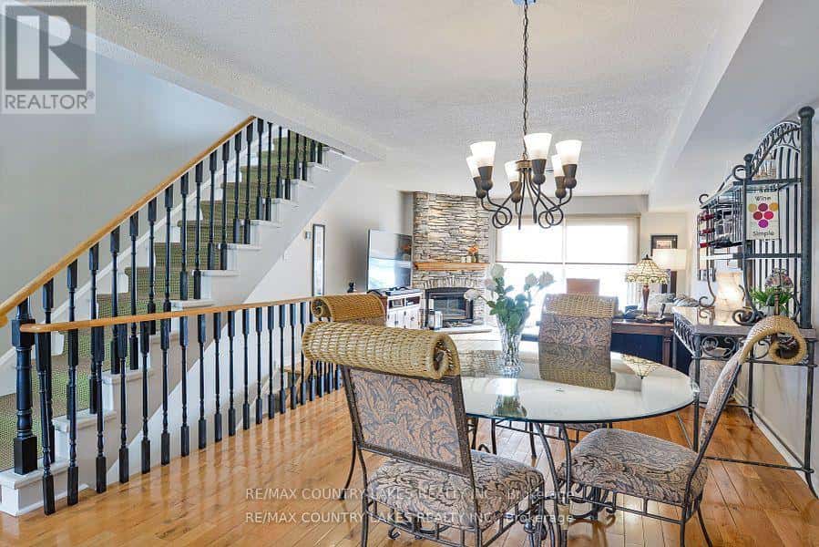 15 - 24 LAGUNA PARKWAY — Ramara (Brechin) - Photo 5 of 29