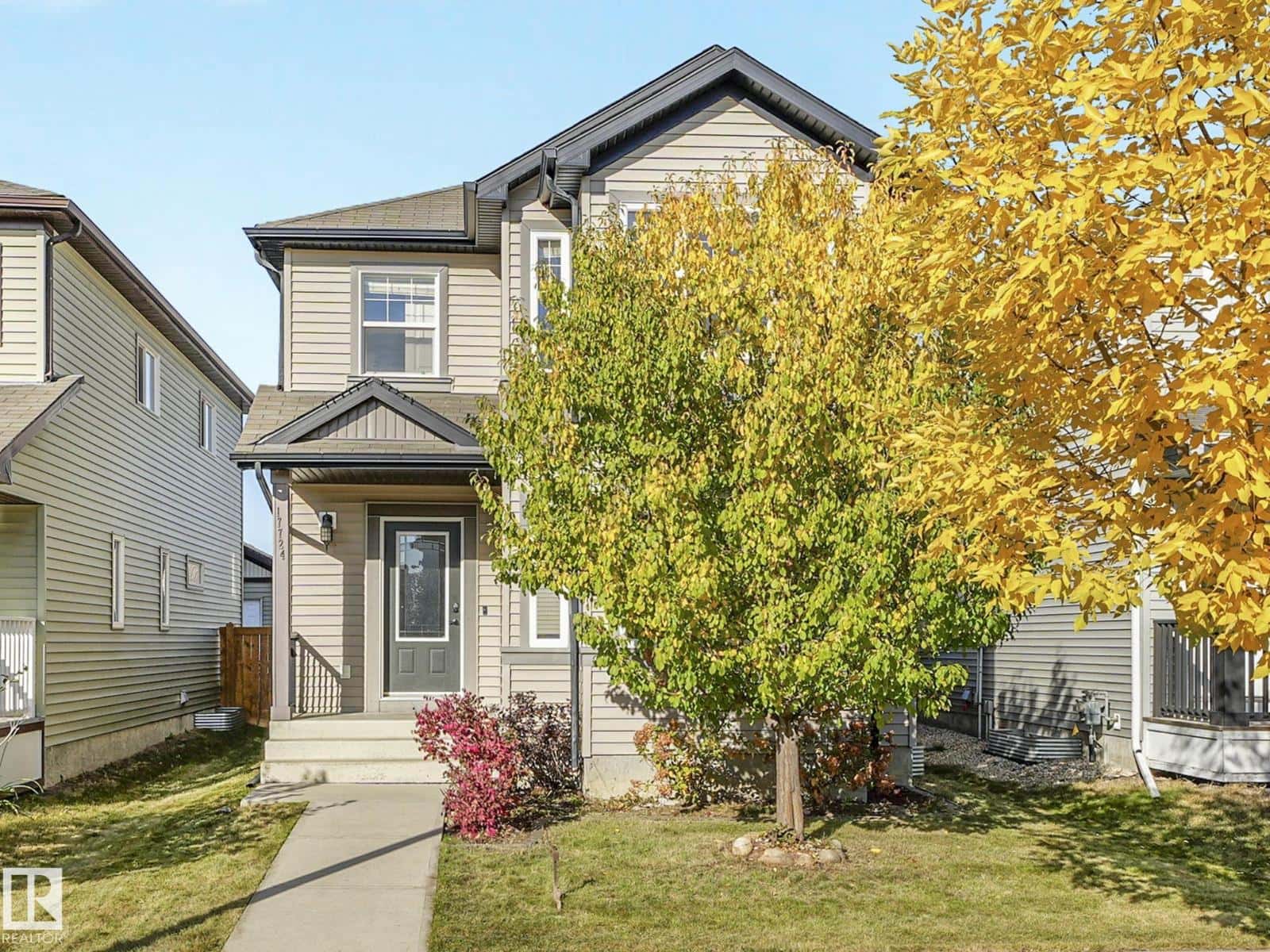 17724 6 AV SW — Edmonton - Photo 2 of 60