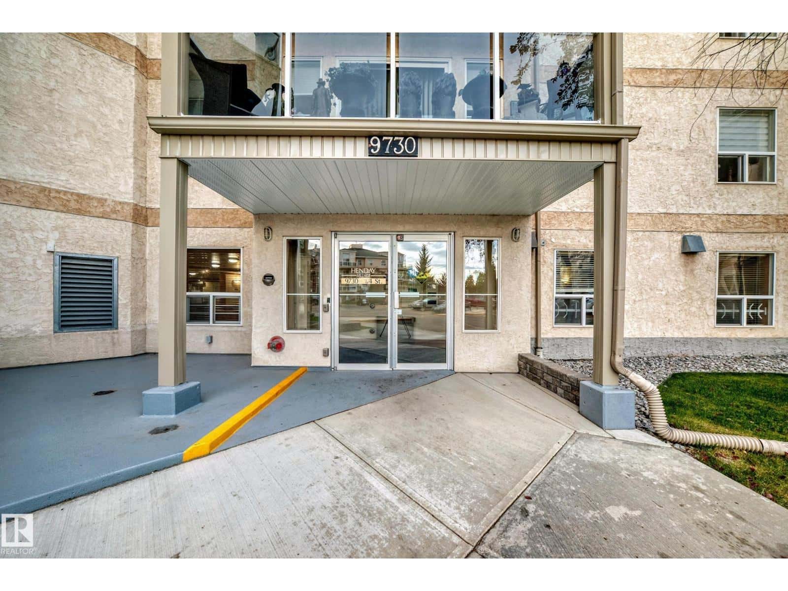 #116 9730 174 ST NW — Edmonton - Photo 2 of 44