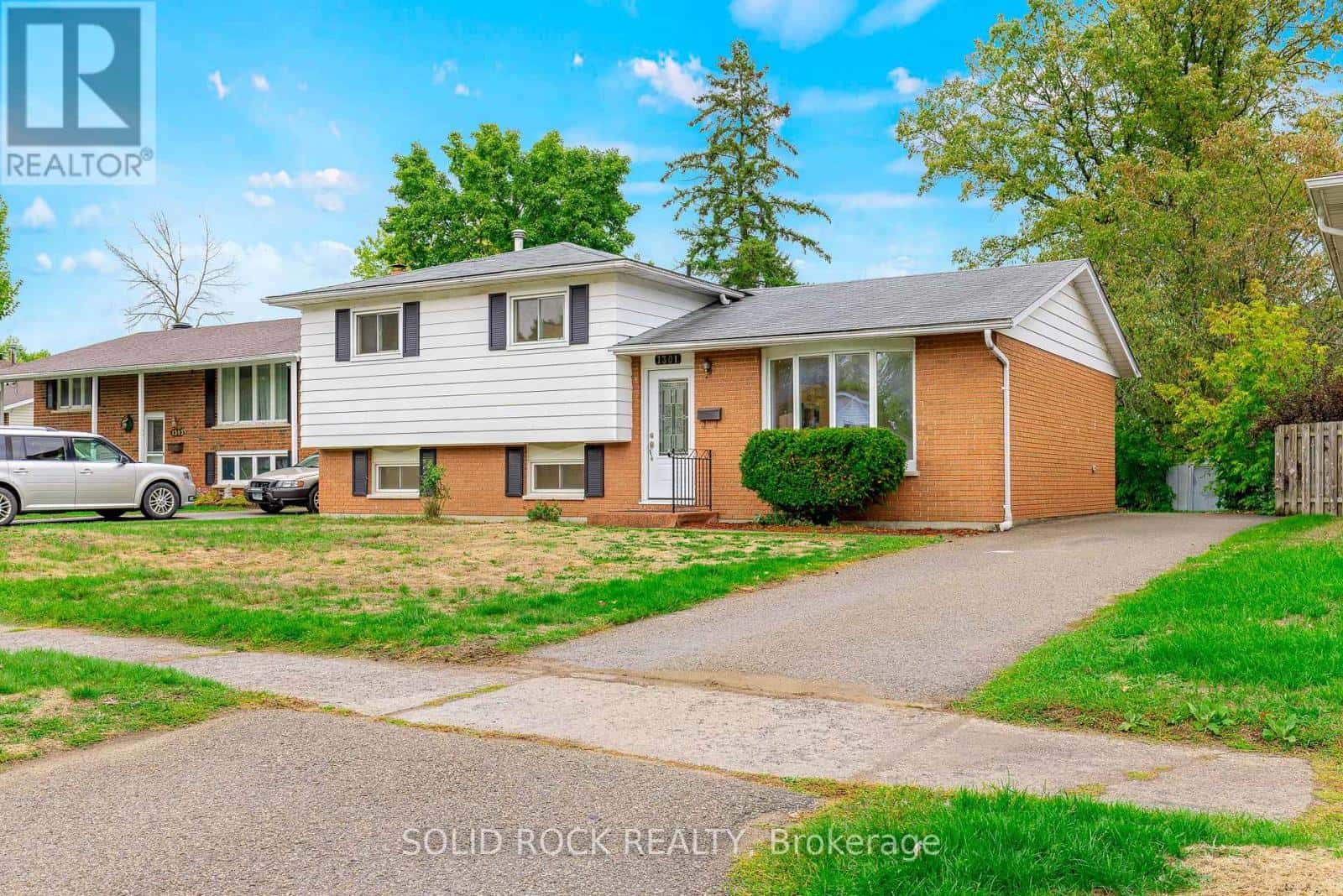 1301 ALWINGTON STREET — Brockville - Photo 3 of 27